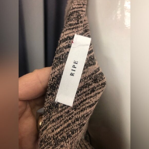 RIPE LONG SLEEVE BLOUSE IN SIZE LARGE - Picture 6 of 6